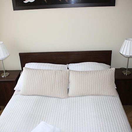 Place 4 You Apartments كراكوفيا المظهر الخارجي الصورة