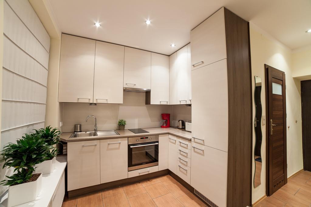 Place 4 You Apartments كراكوفيا الغرفة الصورة