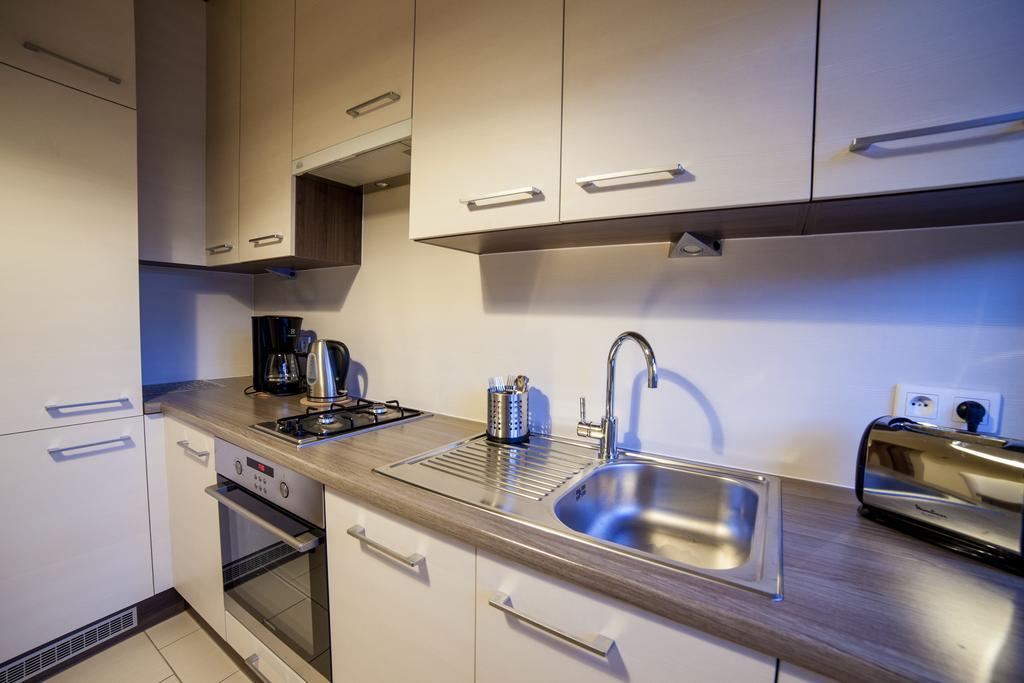 Place 4 You Apartments كراكوفيا الغرفة الصورة