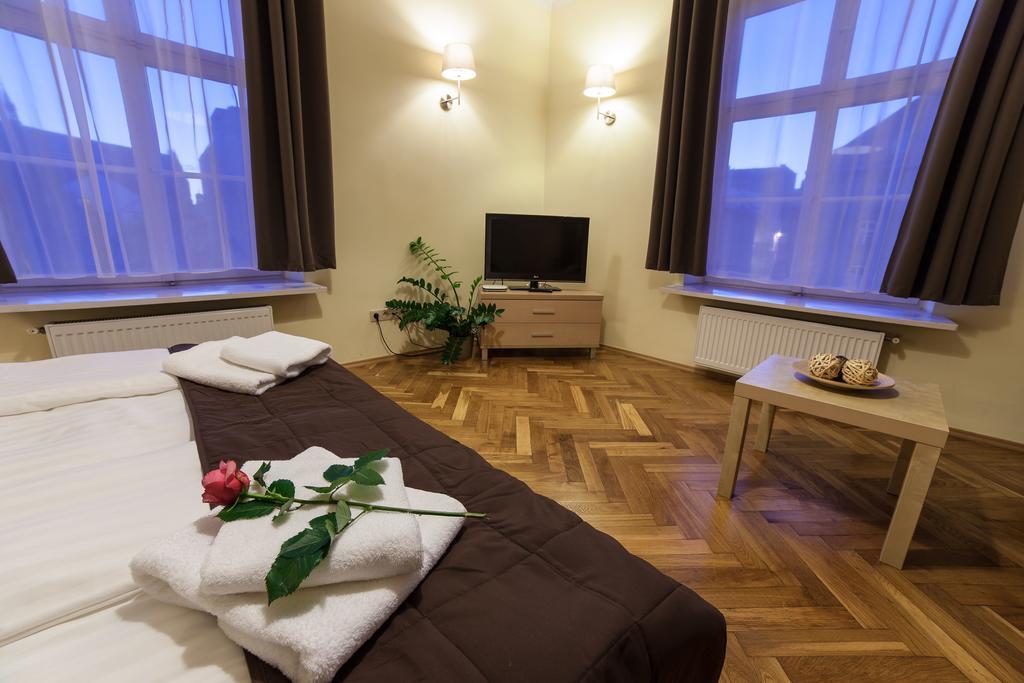 Place 4 You Apartments كراكوفيا الغرفة الصورة