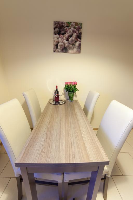 Place 4 You Apartments كراكوفيا الغرفة الصورة