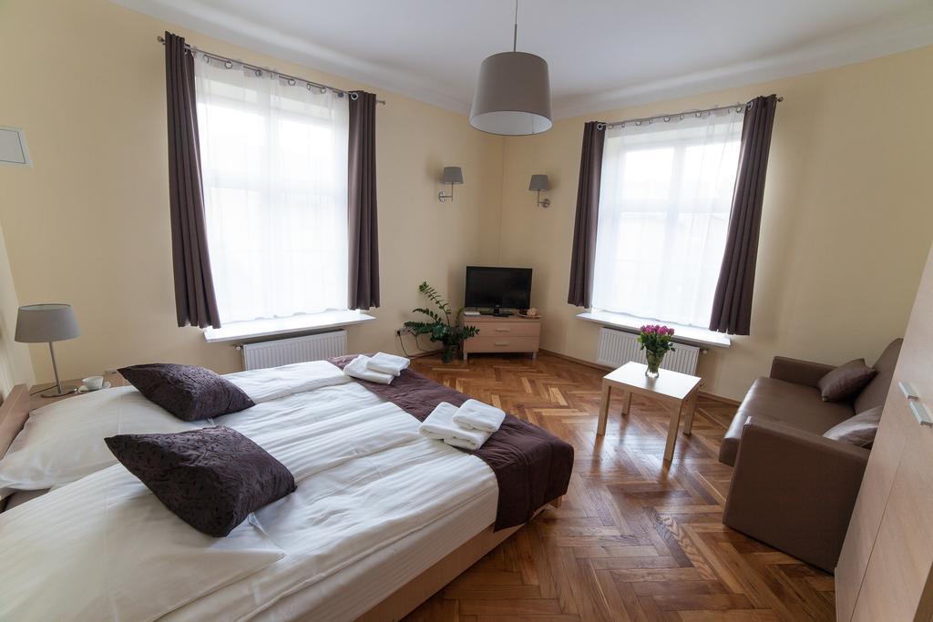 Place 4 You Apartments كراكوفيا الغرفة الصورة